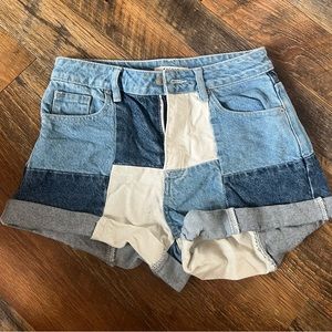 Pacsun Women’s color block shorts Size 26